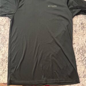 Columbia Boys Black quick dry